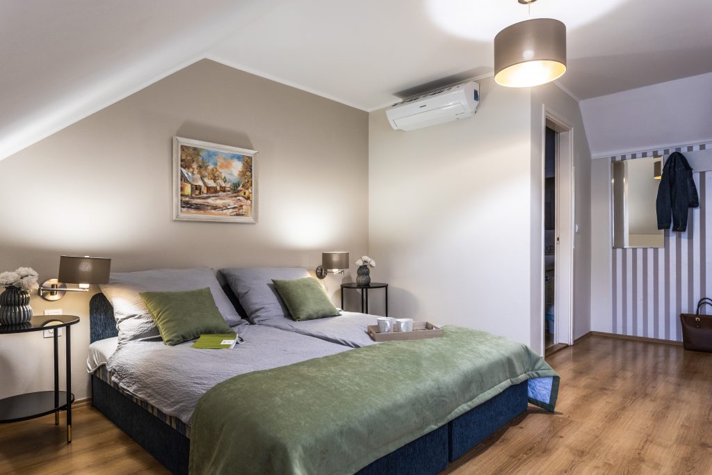 Villányi vendégház szobáinak felújítása 3