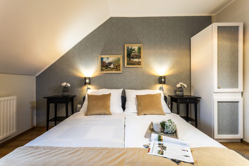 Villányi vendégház szobáinak felújítása 5