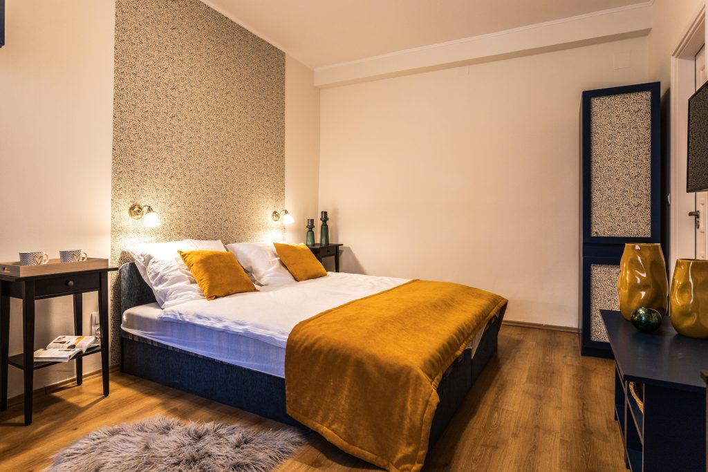 Villányi vendégház szobáinak felújítása 40